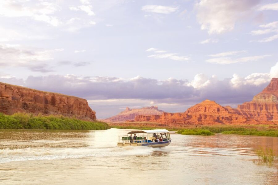 Moab: 3-Hour Jet Boat Tour to Dead Horse Point State Park - The return ride toward Moab