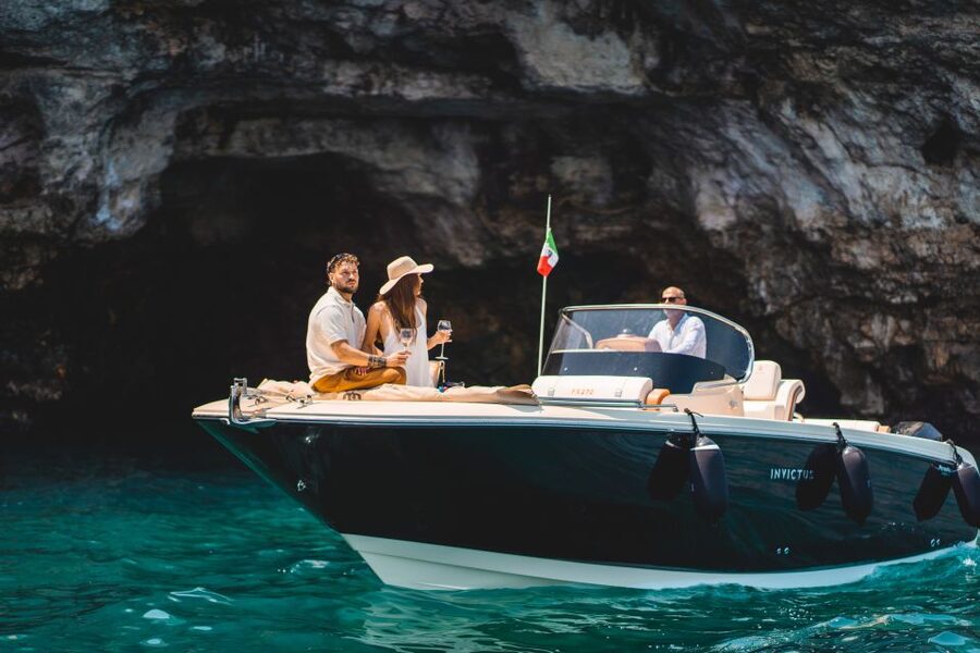 Monopoli: Private Sightseeing Speedboat Tour with Champagne - Polignano a Mare and the Hermit’s Rock