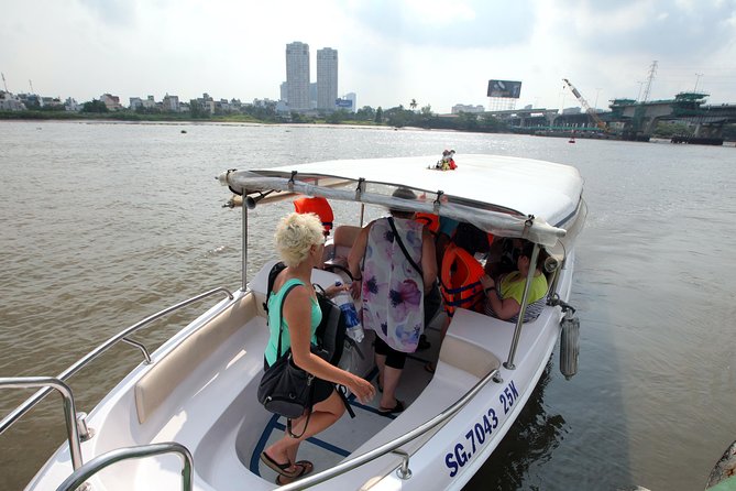 Morning CuChi Tunnels-Tapioca-Secret Traps Luxury Speedboat 2Ways - Pickup, group size, and the morning start
