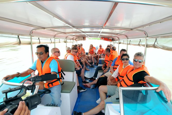 Morning CuChi Tunnels-Tapioca-Secret Traps Luxury Speedboat 2Ways - Tapioca, hot tea, and a proper Vietnamese lunch