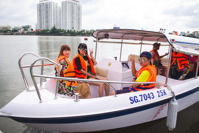 Morning CuChi Tunnels-Tapioca-Secret Traps Luxury Speedboat 2Ways - What you see at the Cu Chi Tunnels