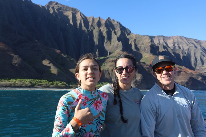 Nā Pali Coast Zodiac Raft Sea Caves Expedition on Kauai - Seeing the Kalalau Trail from the water