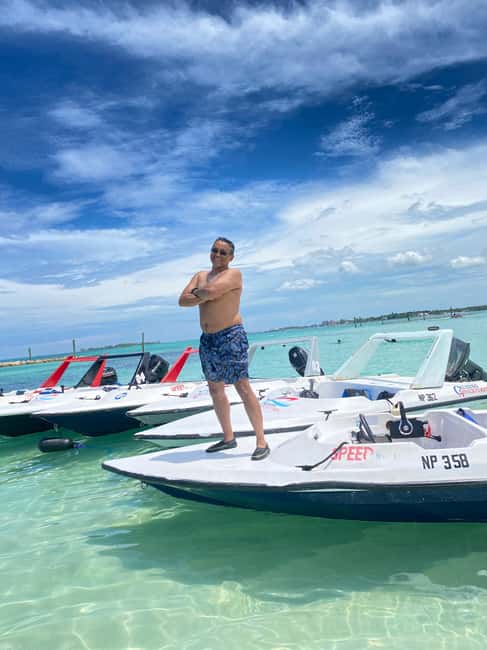 Nassau: Self-Drive Speedboat Ride and Pig Swimming Encounter - What the banana boat ride adds