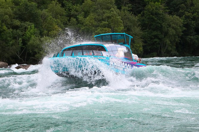 Niagara CANADA, Domed (Dry) Jet Boat Tour - A dry ride into Niagara’s rough water