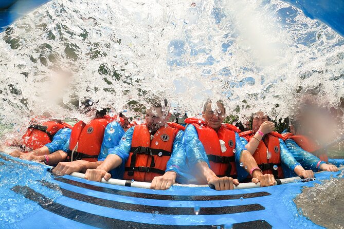 Niagara Falls Canada Open-Top (Wet) Jet Boat Tour - What the 45-minute ride actually feels like