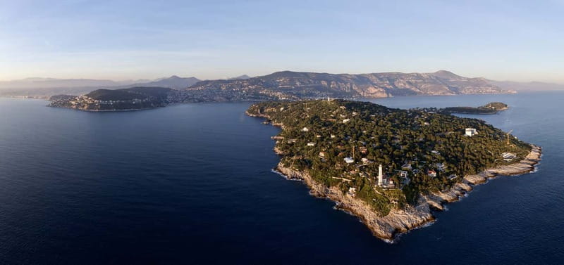 Nice: Snorkeling Speedboat Tour in Villefranche Bay - One hour in the water, with room to set your own pace