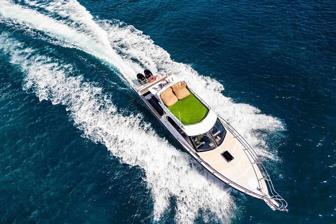 Nusa Penida Private Diving Tour by Speedboat - Manta rays set the tone at Manta Point