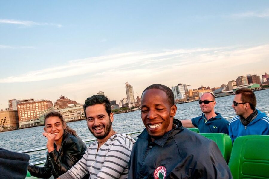 NYC: Circle Line "The Beast" Midtown/Downtown Speedboat Ride - Ellis Island and New York Harbor from the water