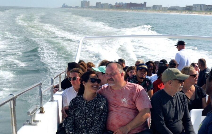 Ocean City, MD: Coastal Speedboat Tour with Dolphin Spotting - Who should book the Sea Rocket