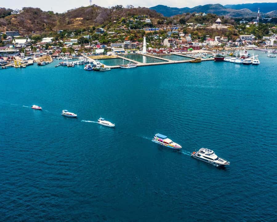 One-Day Komodo Tour By Speedboat - Taka Makasar and Manta Point