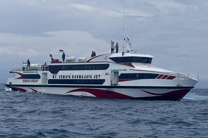 One way fast Boat between Padangbai and Gili Islands or Lombok - Communication is one of the stronger points