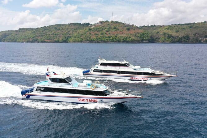 One-way Ticket Fast Boat from Sanur Bali or Nusa Lembongan - Pick the port that fits your hotel