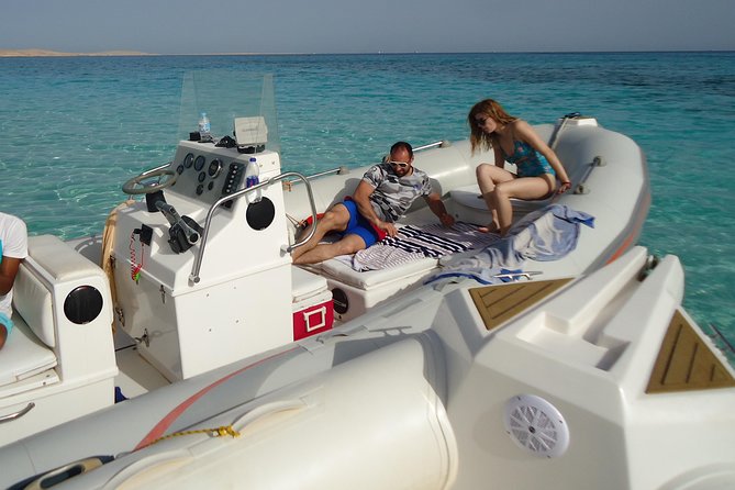 Orange Bay Island By Speedboat - Service and Boat Standards