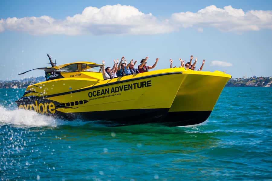 Paihia: Hole in the Rock Fast Boat Ocean Adventure - How to make the day more comfortable