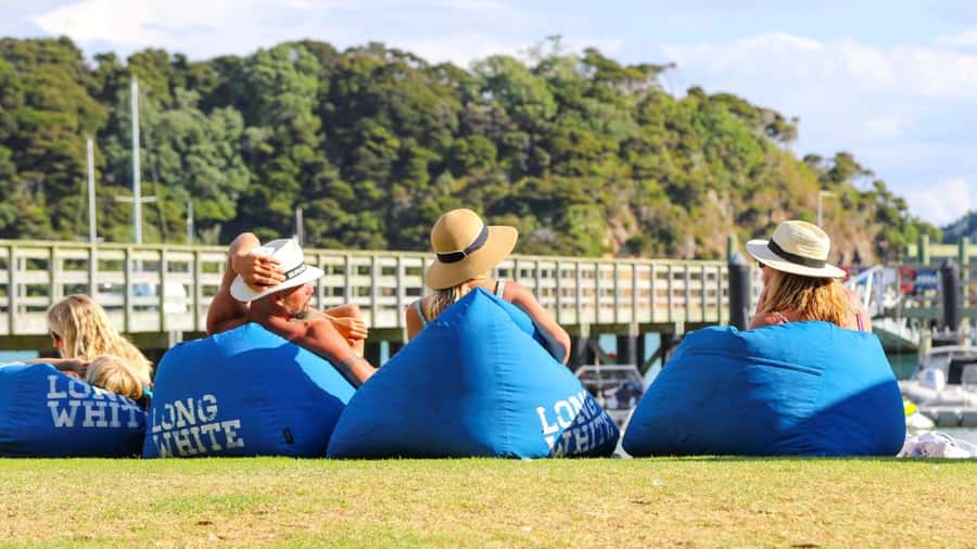 Paihia: Hole in the Rock Fast Boat with Island Stopover - What the four-hour trip feels like