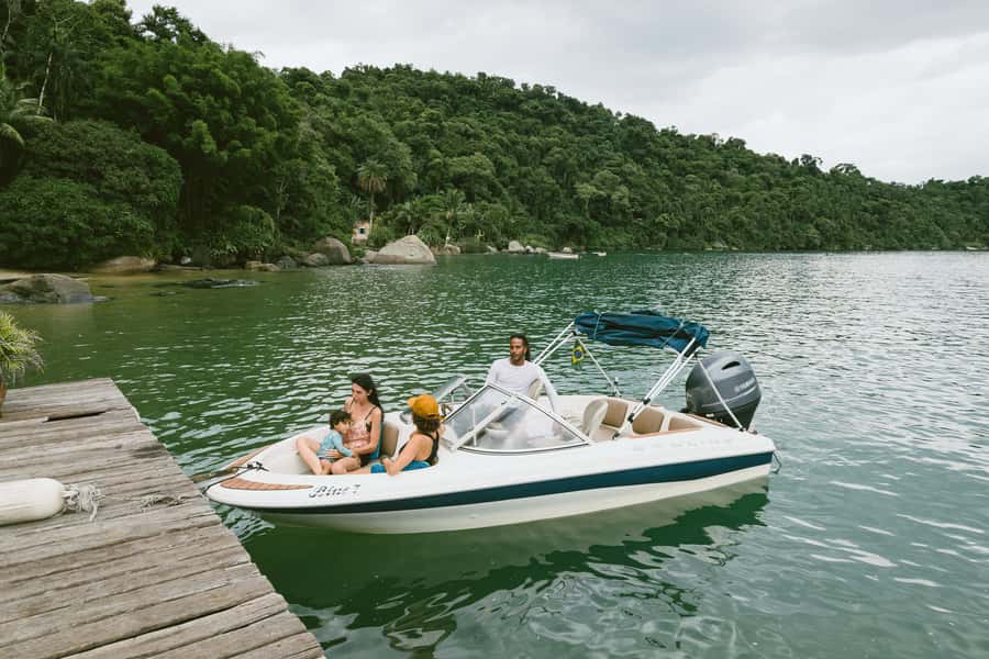 Paraty: A Private Speedboat Experience in Mamangua - Saco da Velha and a flexible lunch stop