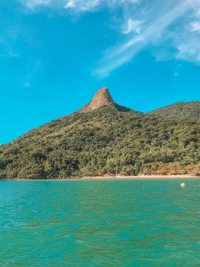 Paraty: Saco do Mamanguá Speedboat Tour - Cruzeiro Beach and the only lunch stop
