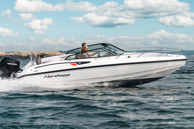 Paros & Antiparos - Private Cruise with a luxury speedboat - Leaving Aliki on a private speedboat