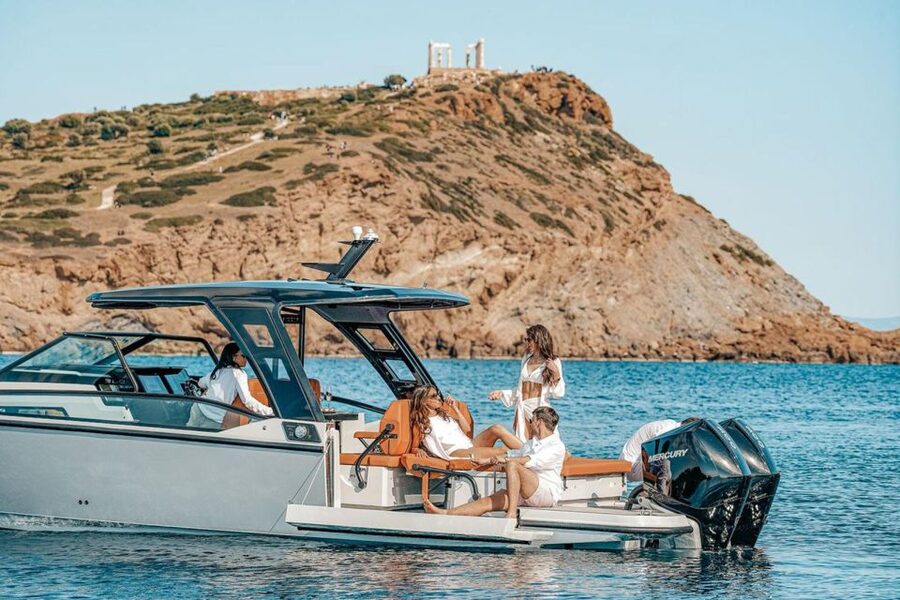 Paros: Private Paros and Antiparos Luxury Speedboat Tour - Livadi closes the swimming circuit
