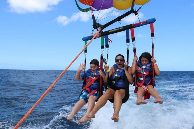 Pattaya: Private Speedboat 2-4 Islands Hopping with Lunch - Koh Larn brings more facilities and more activity