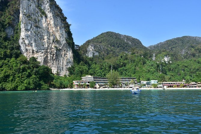 Phi Phi Don & Phi Phi Leh Sunset Trip by Arisa Speed Boat - Bamboo Island: a strong early beach stop