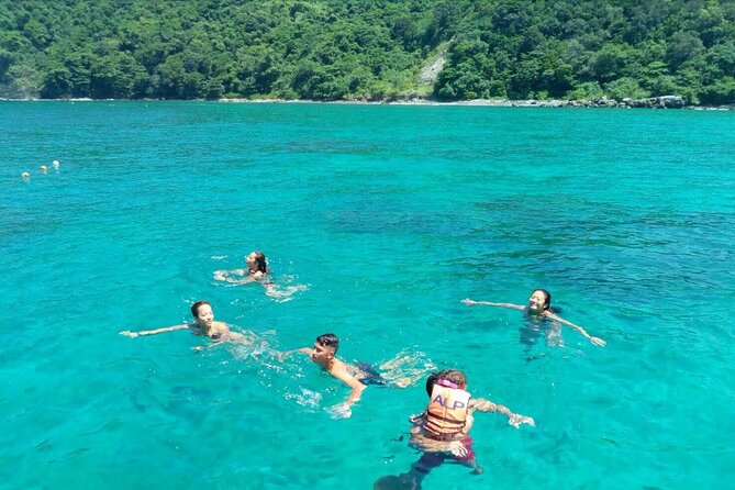 Phi Phi Island Hopping Day Trip by Speed Boat from Phuket - Lunch and a short walk on Koh Phi Phi Don