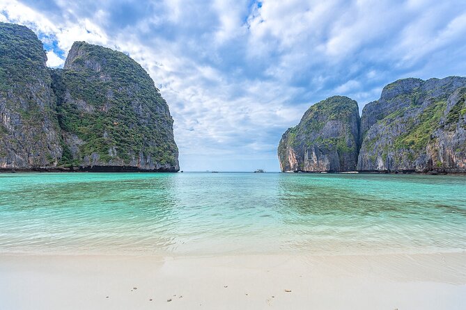 Phi Phi Islands and Khai Islands Snorkeling Tour By Speedboat From Phuket - Phi Phi Don and lunch at Ton Sai Beach