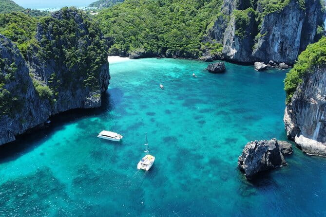 Phi Phi, Maya and Bamboo Islands Day Tour by Speedboat in Krabi - What the Krabi speedboat day is really like