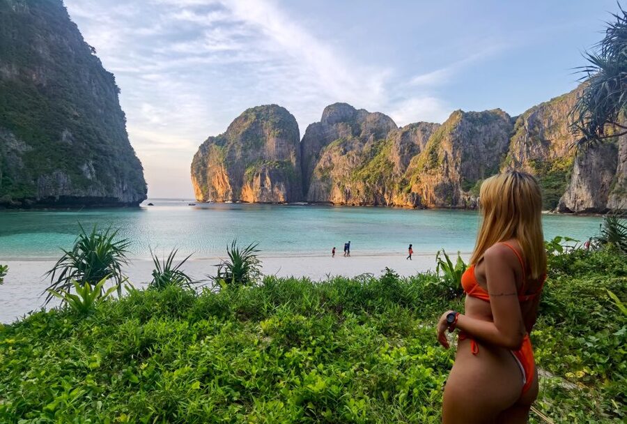 Phi Phi: Morning Speedboat Tour to Maya Bay with Snorkel - Key points to know before booking