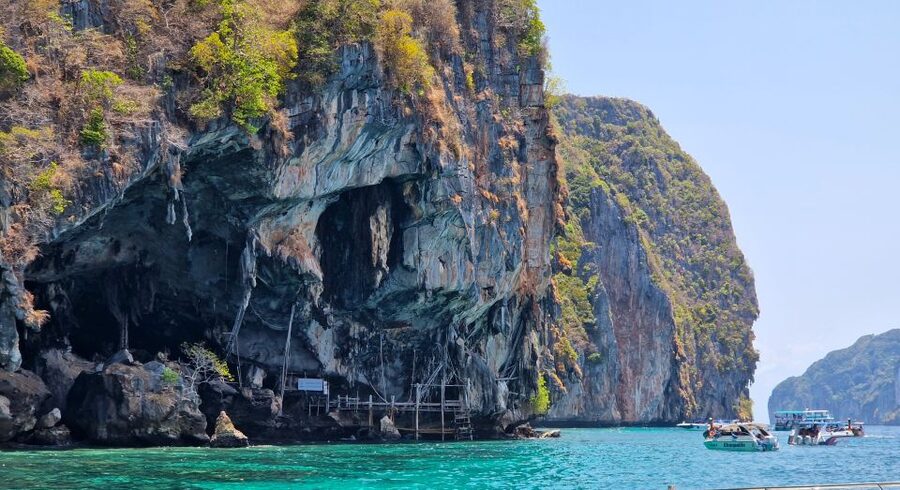Phi Phi: Morning Speedboat Tour to Maya Bay with Snorkel - Viking Cave and Loh Samah Bay are quick photo stops