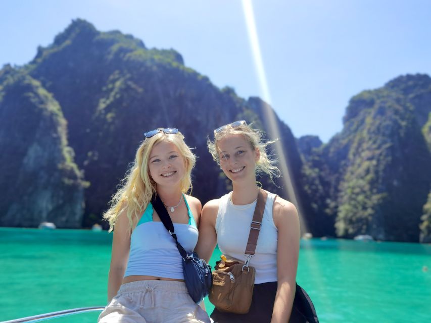 Phi Phi: Morning Speedboat Tour to Maya Bay with Snorkel - Guides, comfort, and the practical feel of the boat