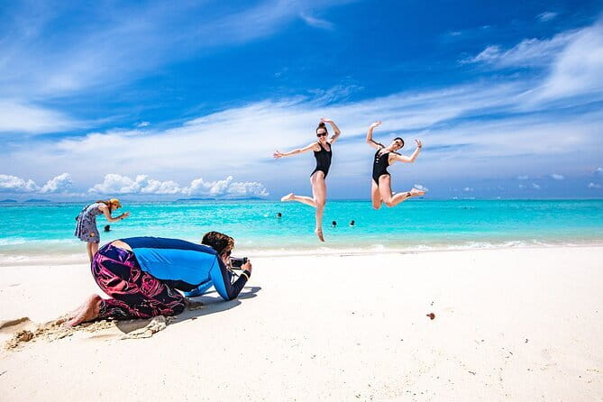 Phi Phi with Maya and Bamboo Island Day Trip by Speedboat - Phi Phi Don means lunch, people, and a short reset