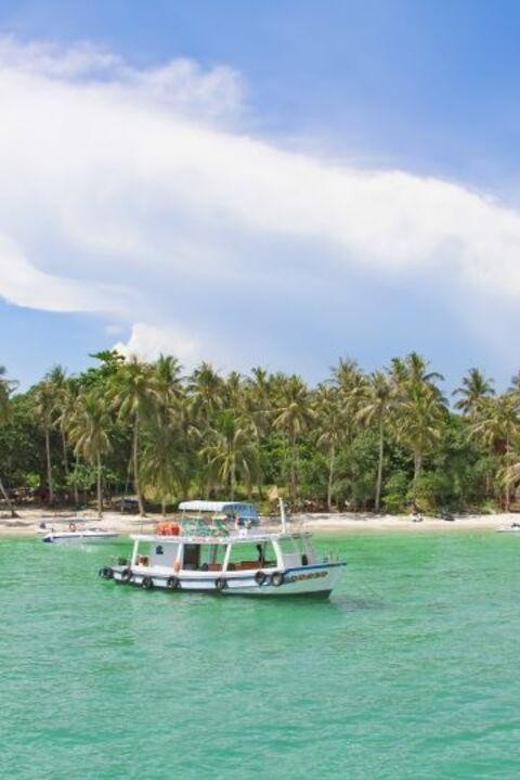 Phu Quoc: 4 Island Hopping, Speedboat, Cable Car, Water Park - A full day from Duong Dong to the southern islands