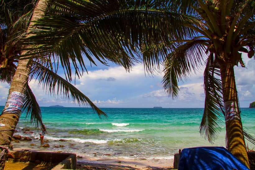 Phu Quoc Speedboat Trip: 3 Islands By Speedboat - Xuong Island: Your First Coral Stop