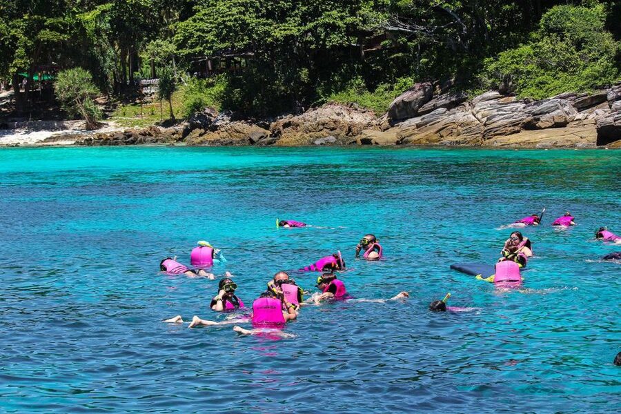 Phuket: Coral Island Day Tour by Speedboat - Coral Island is best before the midday rush