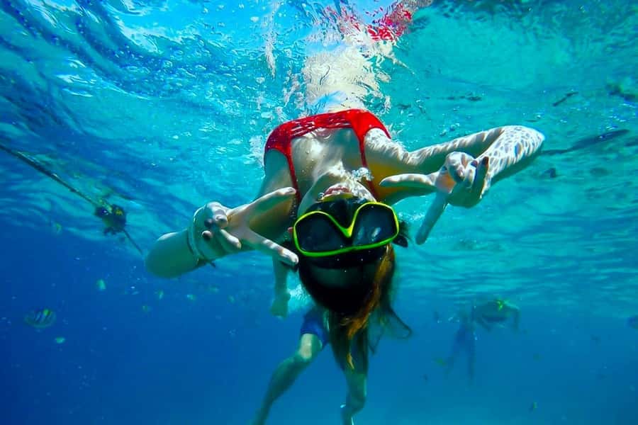 Phuket: Deluxe Phi Phi Tour by Speedboat & Lunch Buffet - Hotel pickup and the run to Royal Phuket Marina
