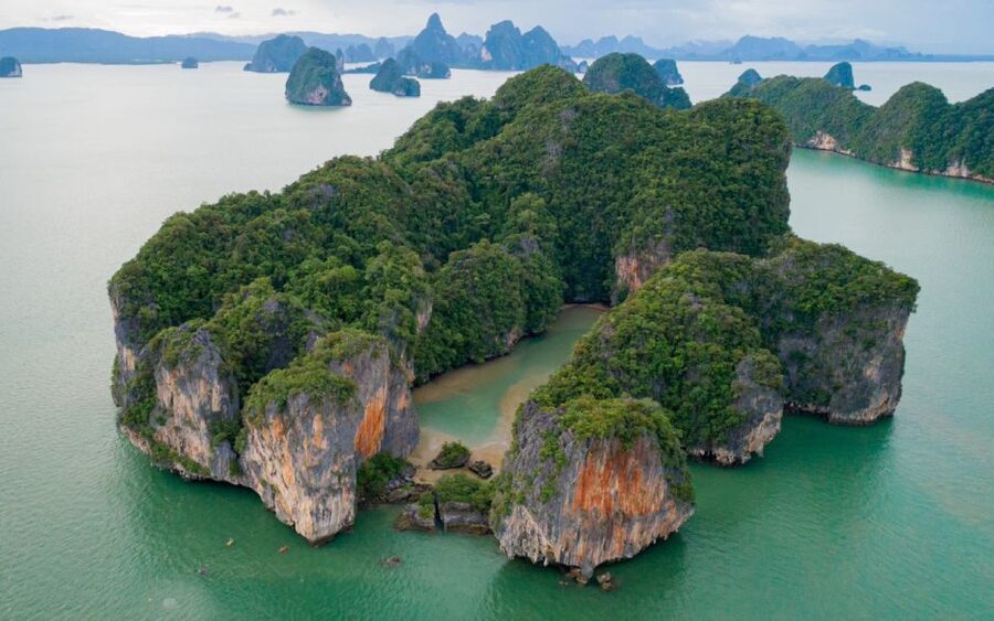 Phuket: James Bond and Laem Haad Beach by Speedboat - Phanak Island’s coves and caves