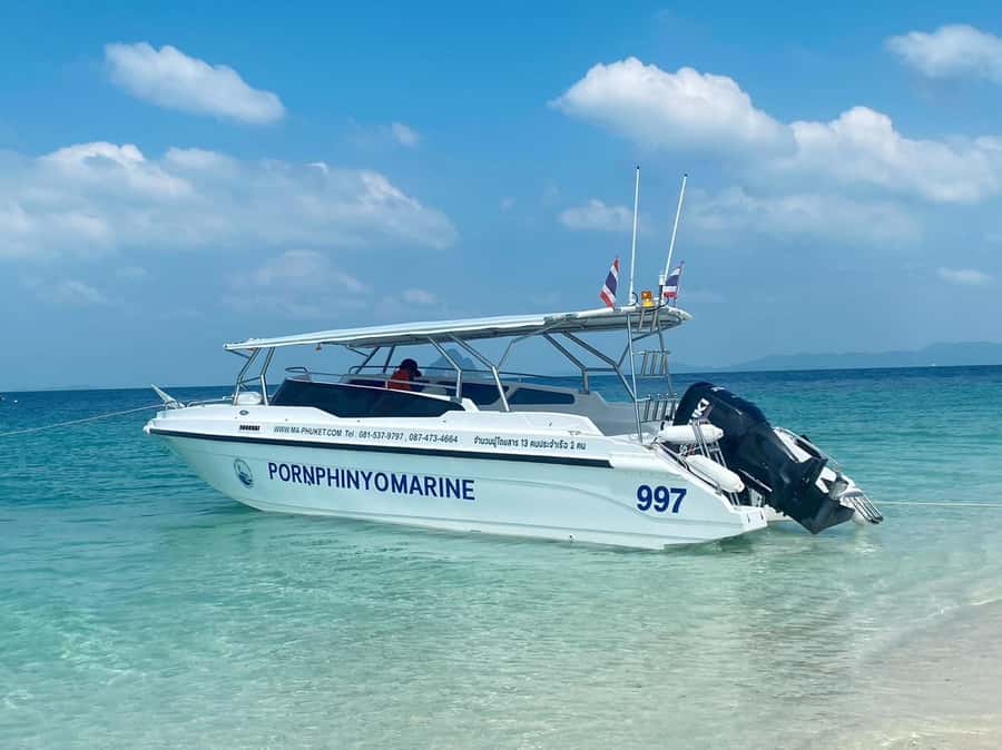 Phuket: Phi Phi & Kai Island Private Speed Boat Tour - The speedboat tradeoff: freedom with more movement
