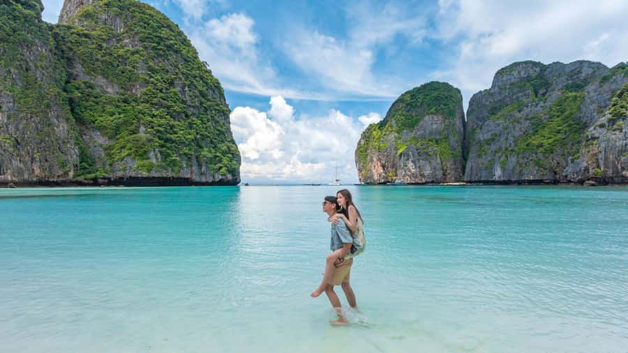 Phuket: Phi Phi Khai or Maiton Island by Speedboat/Catamaran - Lunch on Phi Phi Don