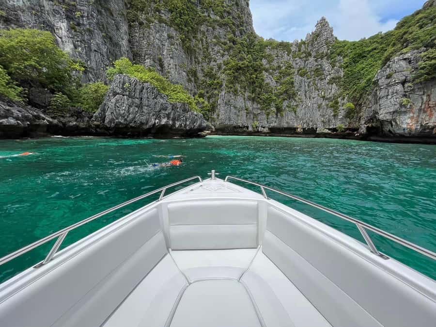 Phuket: Private Luxury Speed Boat to James Bond Island - Why a private boat makes sense in Phang Nga Bay