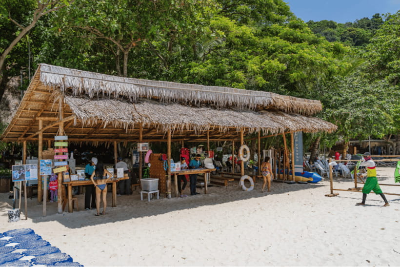 Phuket: Racha and Coral Islands Speedboat Trip with Lunch - Weather, sea conditions, and what to pack