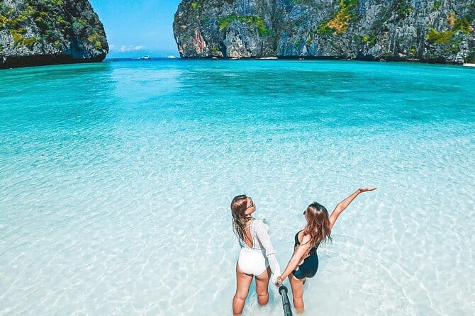 Phuket Speedboat Day Tour to Phi Phi & Maya Bay Highlights - A fast route from Phuket to the Phi Phi Islands