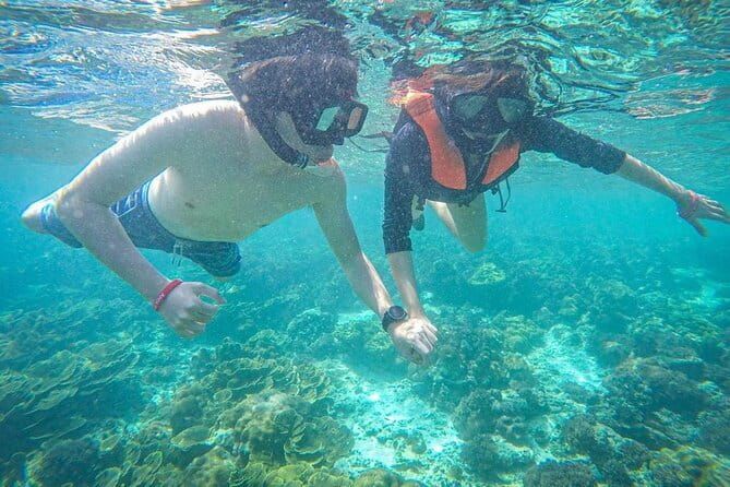 Phuket to Phi Phi Islands by Speedboat - Rang Yai and the final beach time