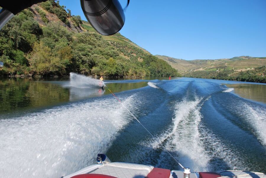 Pinhão: River Douro Speedboat Tour with Water Sports - Booking details that matter