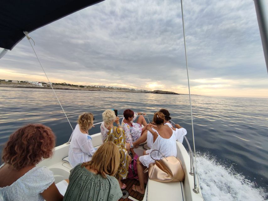 Polignano a Mare: Speedboat Cruise to Caves with Aperitif - The swimming stop near Polignano