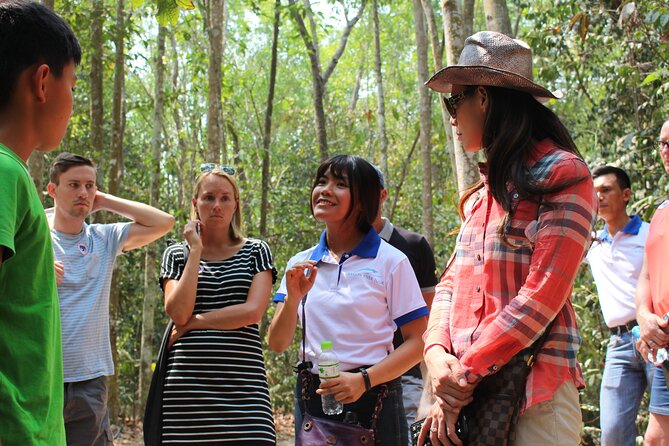 Premium Cu Chi Tunnels Tour with Local Expert by SpeedBoat - Why the guide makes a real difference