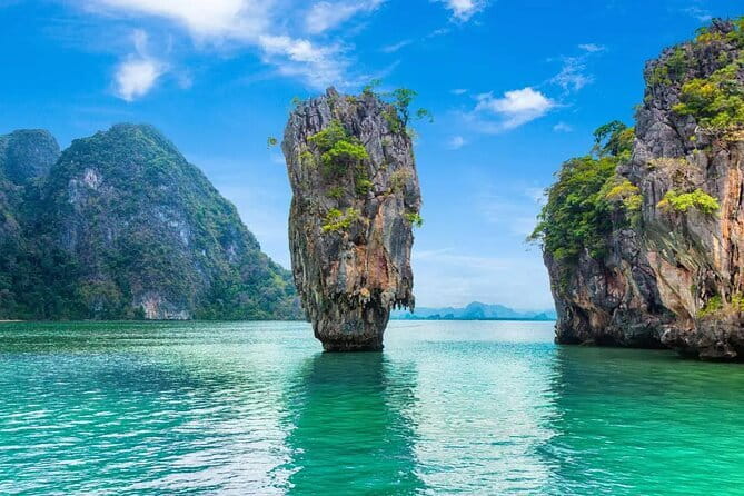 Premium Speedboat Tour: James Bond Island, Phuket - Panak Island caves and the first big views