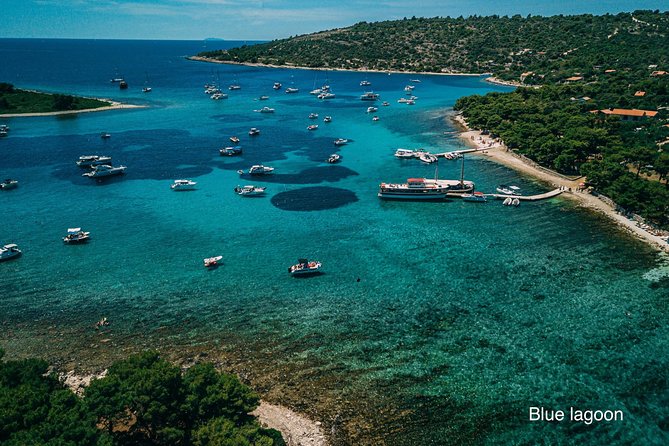 Private 3 islands Tour With Speed boat to Blue Lagoon and Solta from Split or Trogir - What the skipper adds to the day