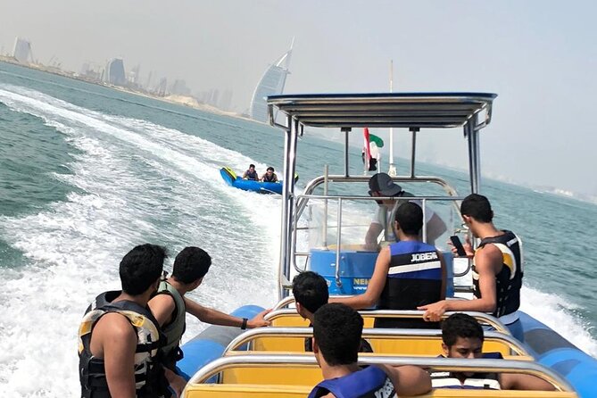 Private 60-min Group Tubing on Speedboat in Dubai - What the one-hour outing actually feels like