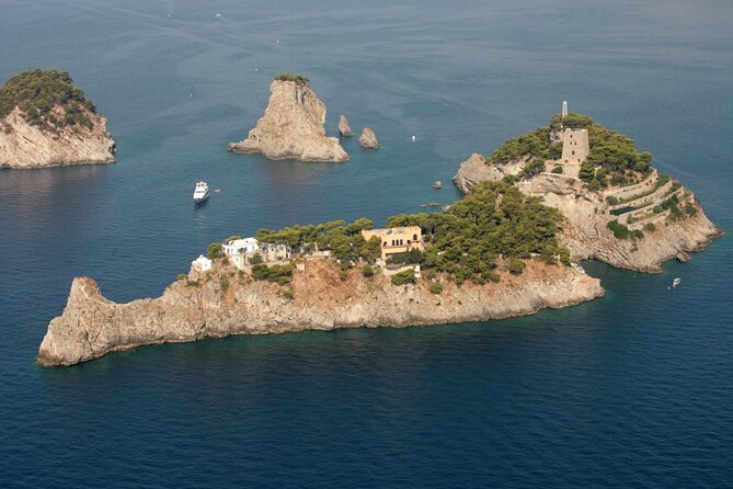 Private Amalfi Coast Tour from Sorrento in a 37ft Speed Boat - Key points to know before booking